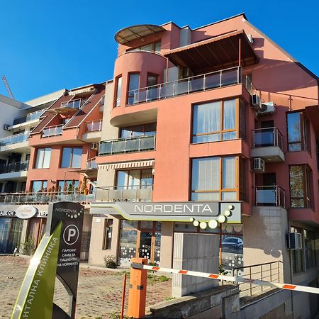 Black Sea Brееze Apartment Warna Exterior foto