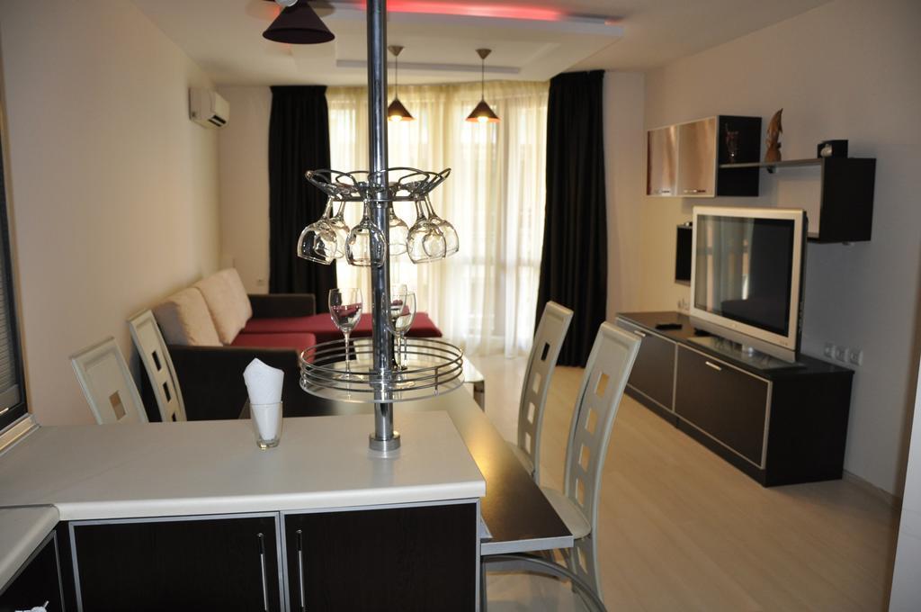 Black Sea Brееze Apartment Warna Exterior foto